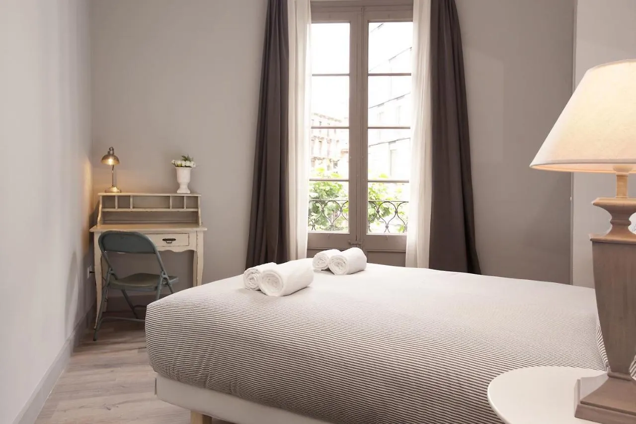 Habitat Apartments Alaia Barcellona Spagna