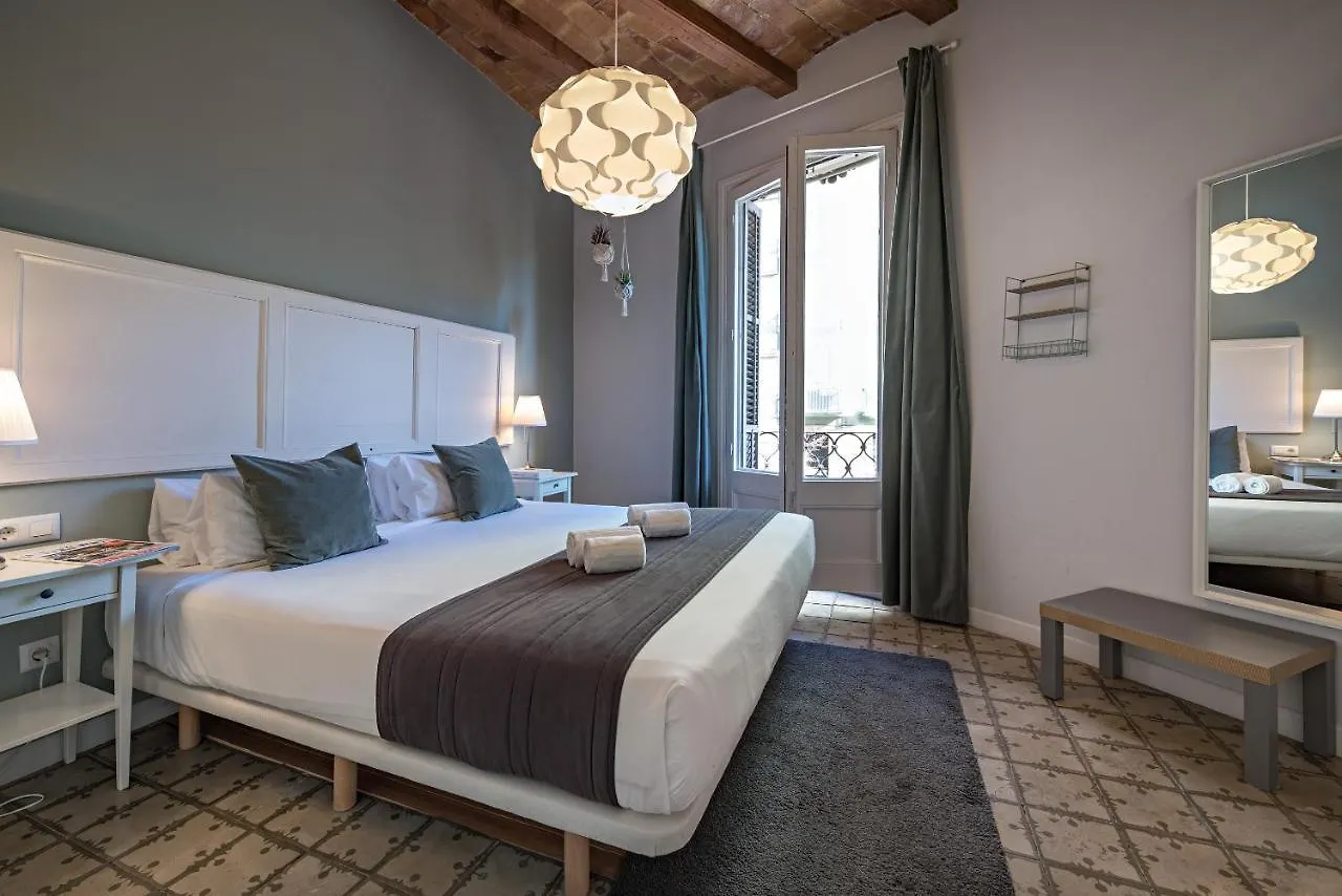 Habitat Apartments Alaia Барселона